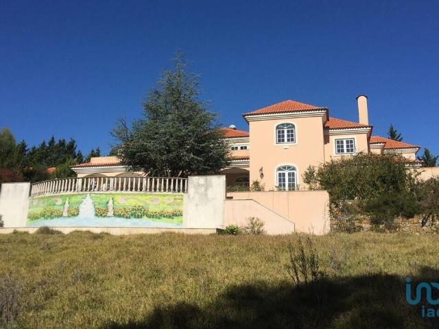 Casa de 1359 m² à venda Queluz e Belas, Sintra, Lisboa