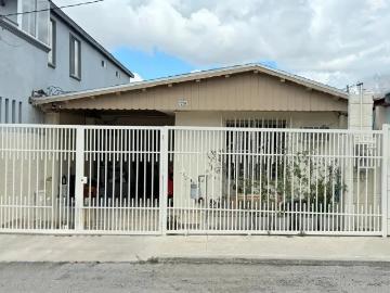 CASA DE 1 NIVEL EN LA ERMITA SUR, 2 RECS, ESTACIONAMIENTO, 160 MT2 TERRENO 8 X 20, 132 MT2 CONST