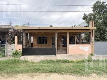 Casa de 1 piso, recien remodelada, 2 recámaras, col. Municipios Libres, Altamira