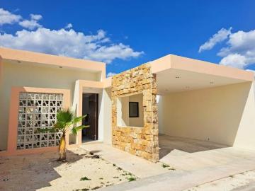 Casa de 1 Planta en venta en Cholul en Mérida,Yucatán
