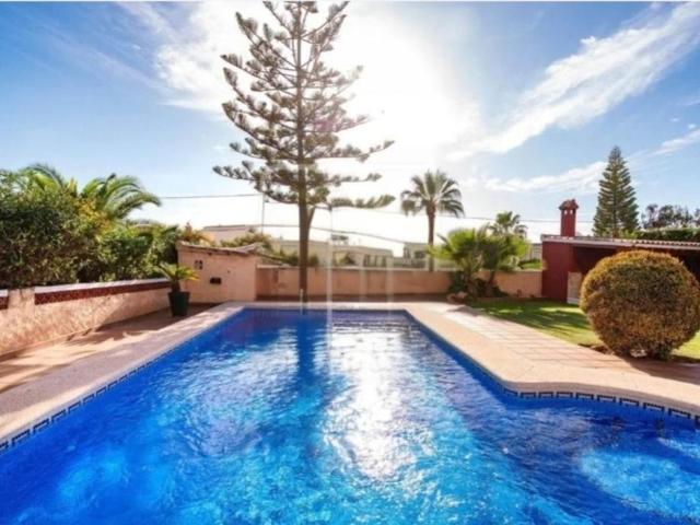 Casa de 243 m2 en venta Calpe, Comunidad Valenciana