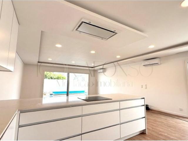 Casa de 253 m² à venda Seixal, Setúbal
