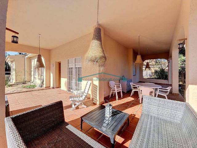 Casa de 266 m2 en venta Paterna, España