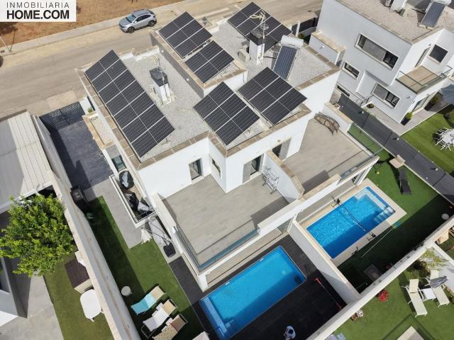 Casa de 270 m2 en venta Alhaurín de la Torre, España
