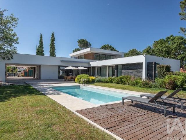 Casa de 283 m² à venda Sesimbra, Portugal