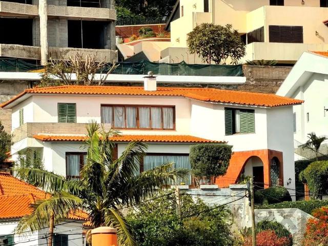 Casa de 280 m² à venda Funchal, Portugal