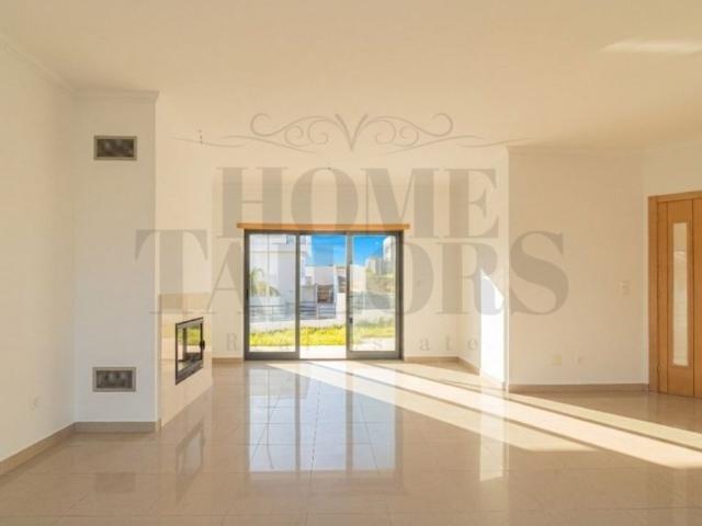 Casa de 297 m² à venda Feijo, Almada, Setúbal