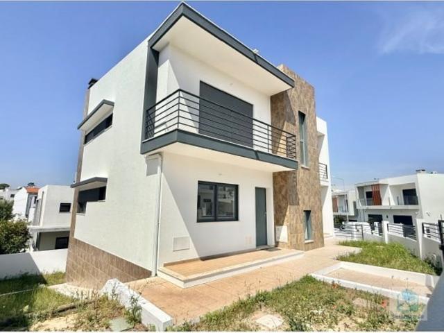 Casa de 296 m² à venda Quinta da Alembranca de Cima, Almada, Setúbal