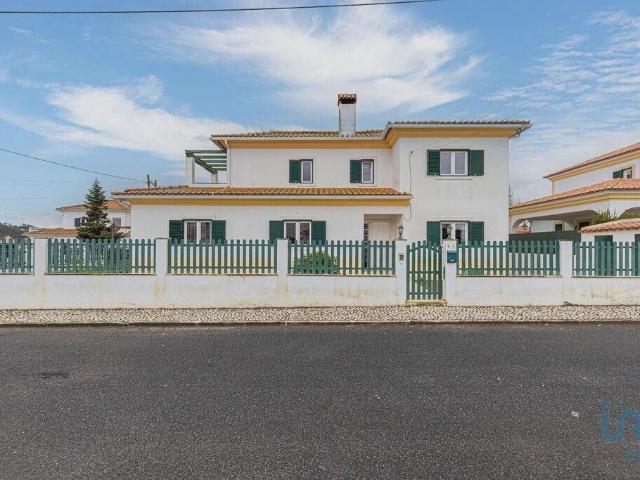 Casa de 200 m² à venda Milharado, Lisboa