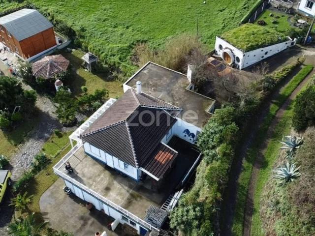 Casa de luxo de 200 m² à venda Vila do Porto, Portugal