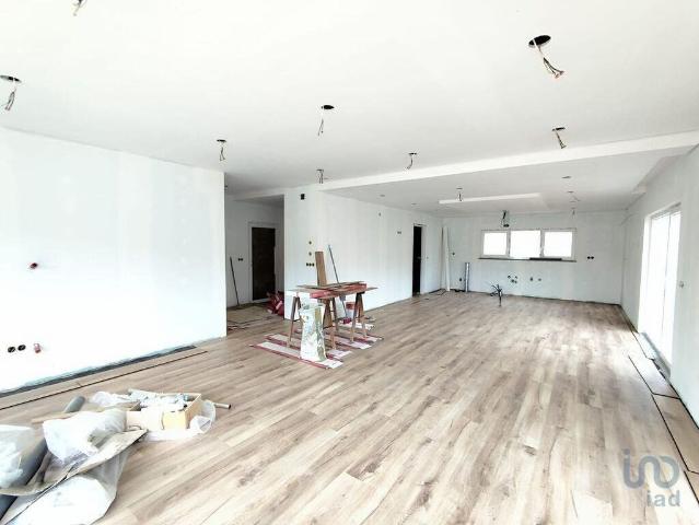 Casa de 205 m² à venda Cadaval, Lisboa