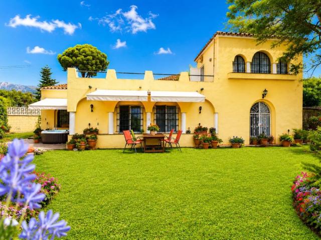 Casa de 209 m2 en venta Marbella, Andalucía
