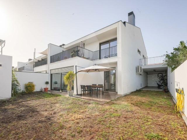 Casa de 214 m² à venda Ílhavo, Portugal
