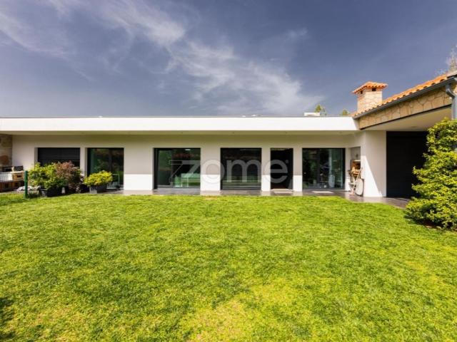 Casa de 218 m² à venda Braga, Portugal