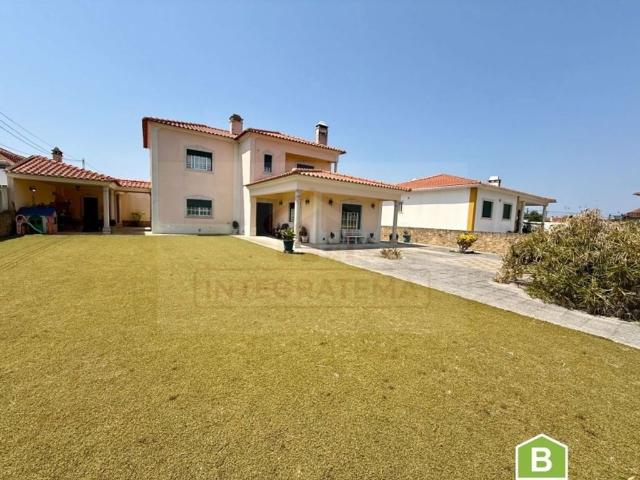 Casa de 223 m² à venda Óbidos, Portugal