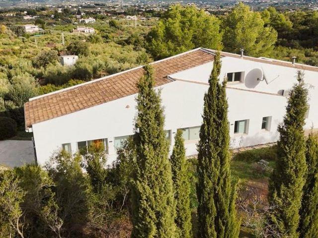 Casa de 227 m2 en venta Alhaurín el Grande, España
