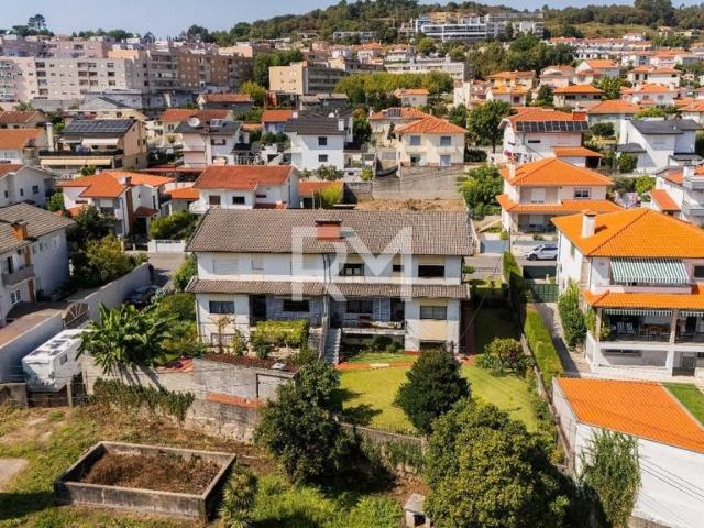 Casa de 224 m² à venda Braga, Portugal