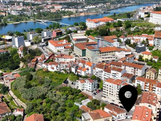 Casa de 228 m² à venda Coimbra, Portugal