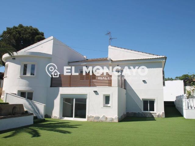 Casa de 231 m2 en venta Torrevieja, España