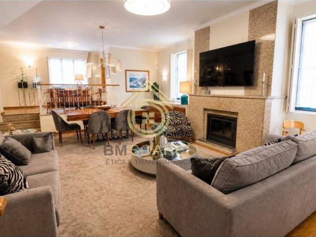 Casa de 232 m² à venda Vila Beatriz, Valongo, Porto