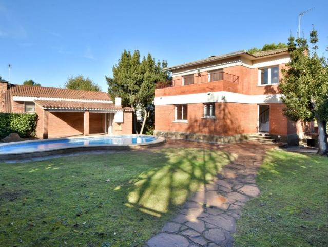 Casa de 237 m2 en alquiler Sant Cugat, Cataluña
