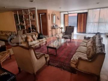 Casa de 2 niveles con jardín y cancha de Frontón en Parque San Andrés, Coyoacán