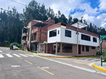 Casa de 2 Pisos con doble cochera Urb. Corona de Fraile