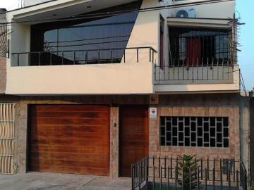 CASA DE 2 PISOS EN LA MEJOR URB. DE SAN MARTIN DE PORRES A. T.140 m2 A. C 210 m2