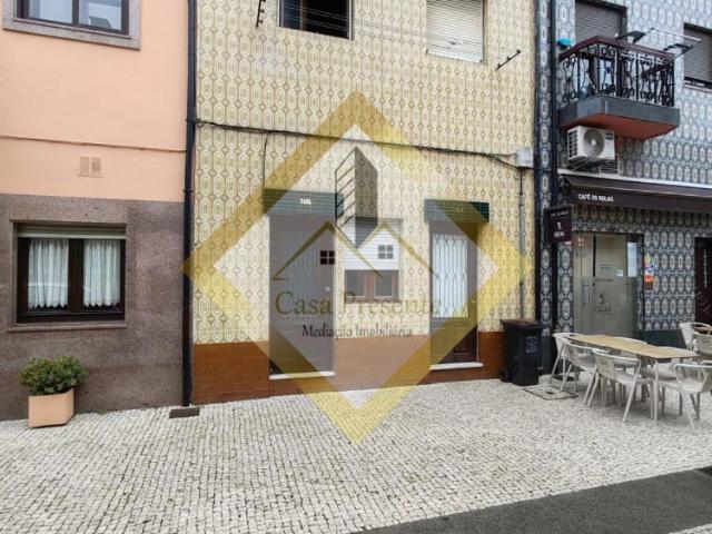 Casa de 2 pisos na Afurada, Vila Nova de Gaia!