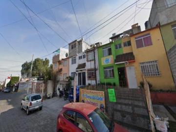 Casa de 2 Recamaras en La cima, San Francisco Coacalco
