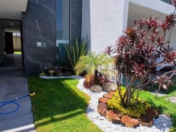 Casa de 340 m² con 4 recámaras en venta en Ocoyucan
