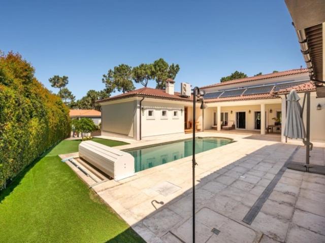 Casa de 346 m² à venda Aroeira, Setúbal
