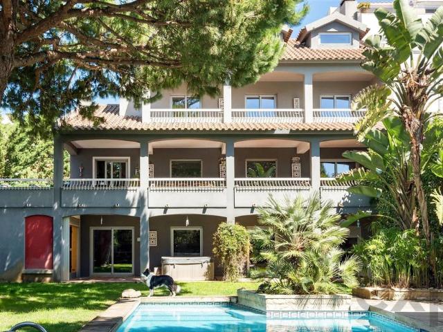 Casa de 359 m² à venda Cascais e Estoril, Cascais, Lisboa