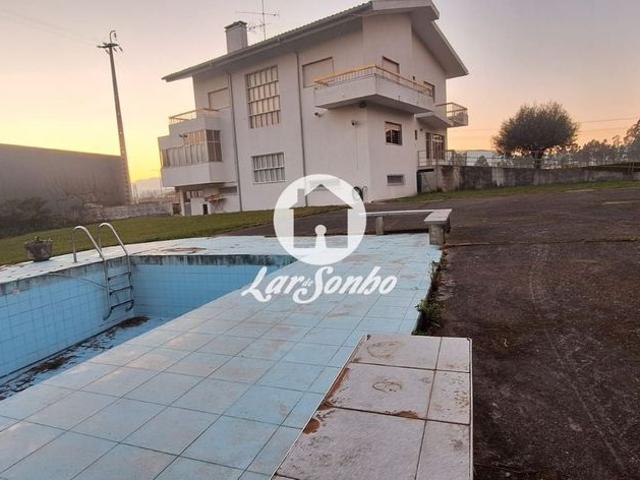 Casa de 371 m² à venda Barcelos, Portugal