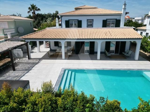 Casa de 374 m² à venda Almancil, Loulé, Faro