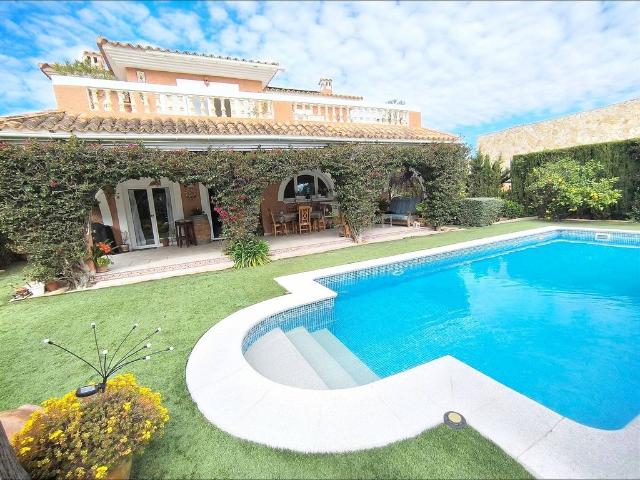 Casa de 301 m2 en venta Calvià, Baleares