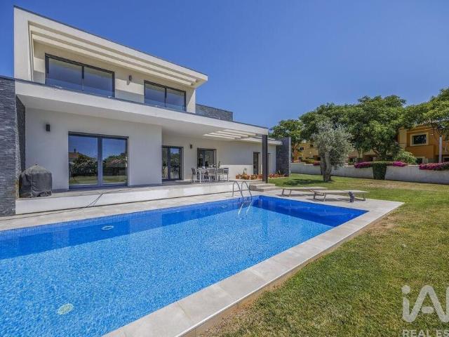 Casa de 302 m² à venda Luz, Portugal