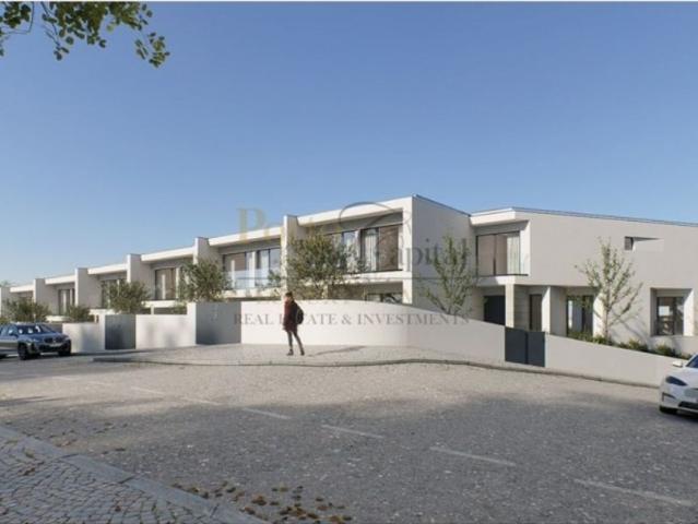 Casa de 305 m² à venda Gondomar, Porto