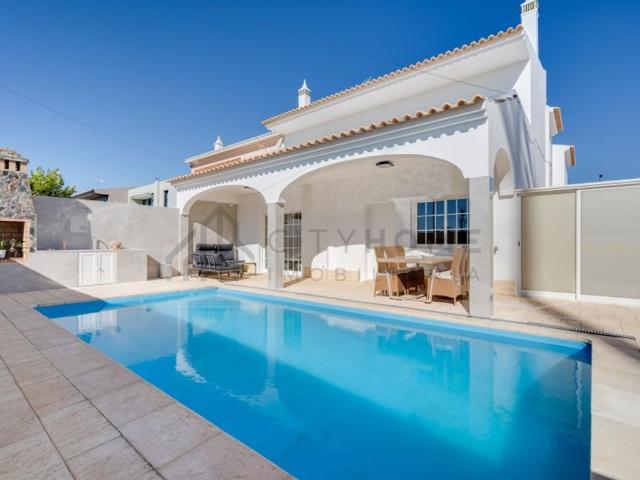 Casa de 311 m² à venda Lagoa, Faro
