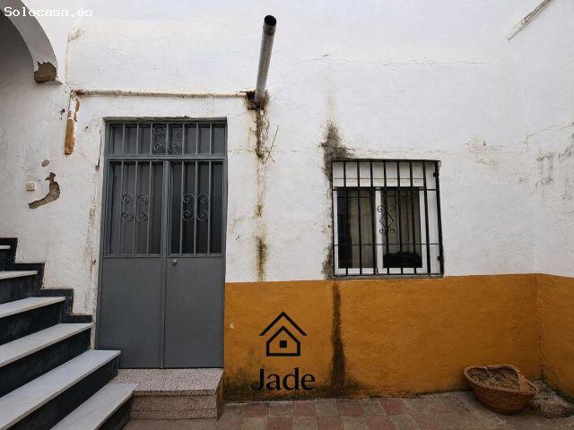 Casa de 317 m2 junto a la Ribera con azotea y vistas al Guadalquivir