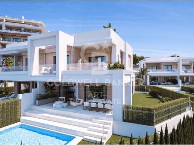 Casa de 315 m2 en venta Estepona, Andalucía