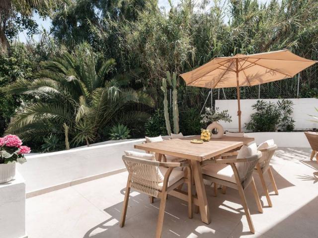 Casa de 320 m2 en venta Estepona, España