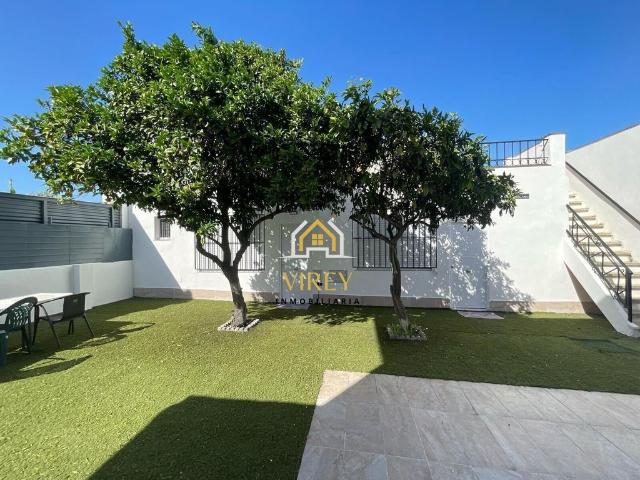 Casa de 320 m2 en venta Puerto de Santa María, España