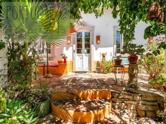Casa de 320 m² à venda Giao, Olhão, Faro