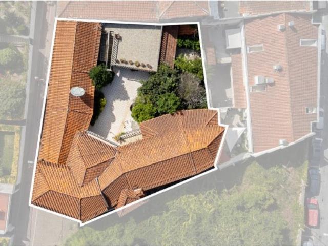 Casa de 320 m² à venda Valongo, Porto