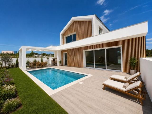 Casa de 325 m² à venda Bairro Senhora da Luz, Óbidos, Leiria