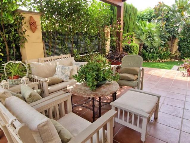 Casa de 326 m2 en venta Córdoba, Andalucía