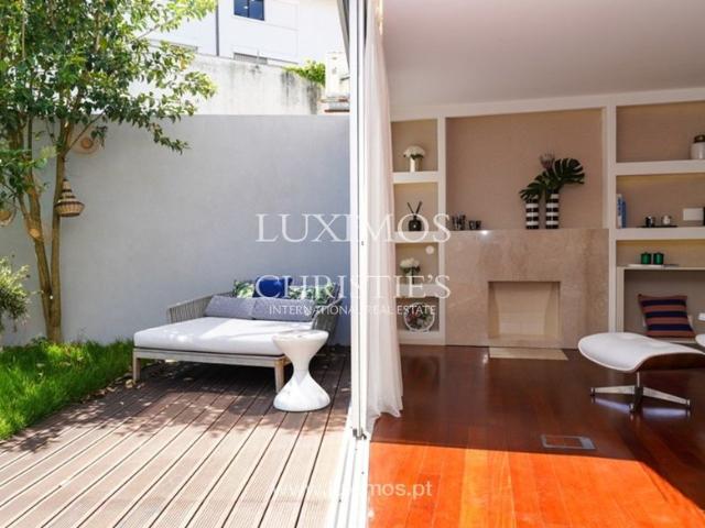 Casa de 326 m² à venda Lordelo do Ouro, Porto