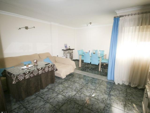 Casa de 330 m2 en venta Coín, Andalucía