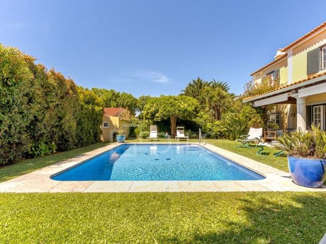 Casa de 332 m² à venda Cascais, Lisboa
